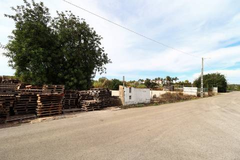 Terreno rústico para aluguer na EN 125 Guia