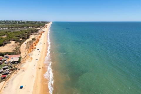 Apartamento T2 com Piscina a 500m da Praia do Forte Novo