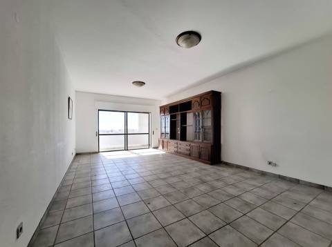 T3 com Vista Mar e excelentes terraços