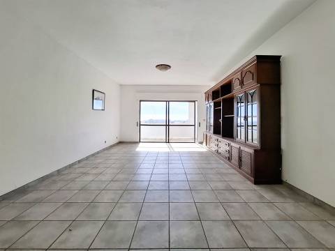 T3 com Vista Mar e excelentes terraços