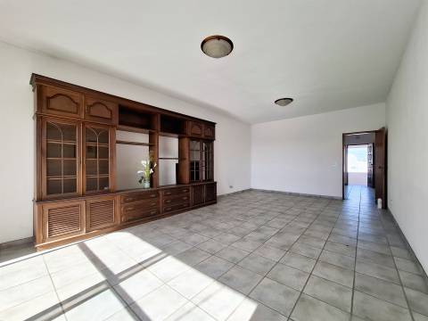 T3 com Vista Mar e excelentes terraços