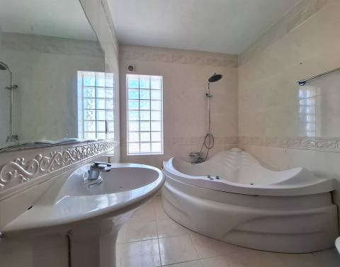 T3 com Vista Mar e excelentes terraços