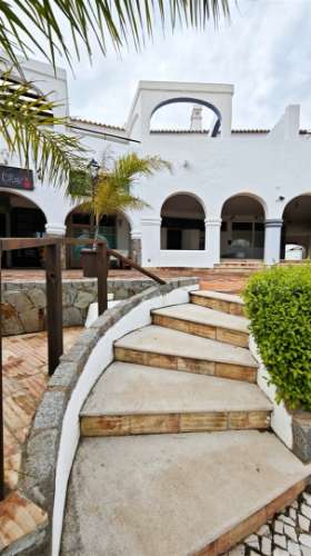 Restaurante para venda num Resort Prestigiado do Algarve (Carvoeiro)