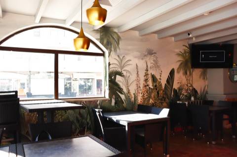 Restaurante nas areias de S. João