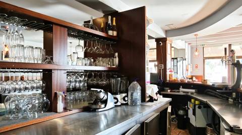 Restaurante nas areias de S. João