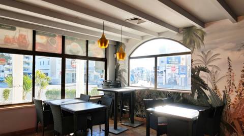 Restaurante nas areias de S. João