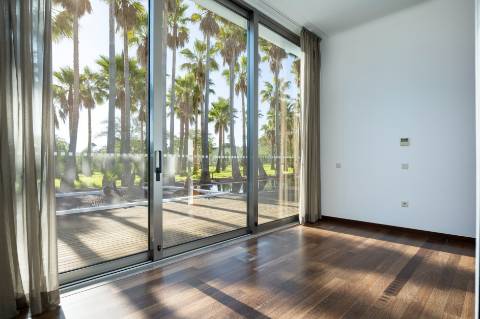 Propriedade de Luxo em Primeira linha da praia - S.Rafael - Arrifes