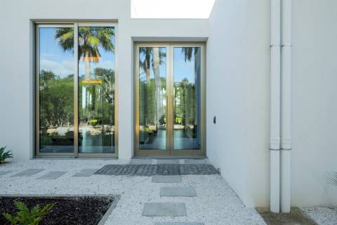 Propriedade de Luxo em Primeira linha da praia - S.Rafael - Arrifes