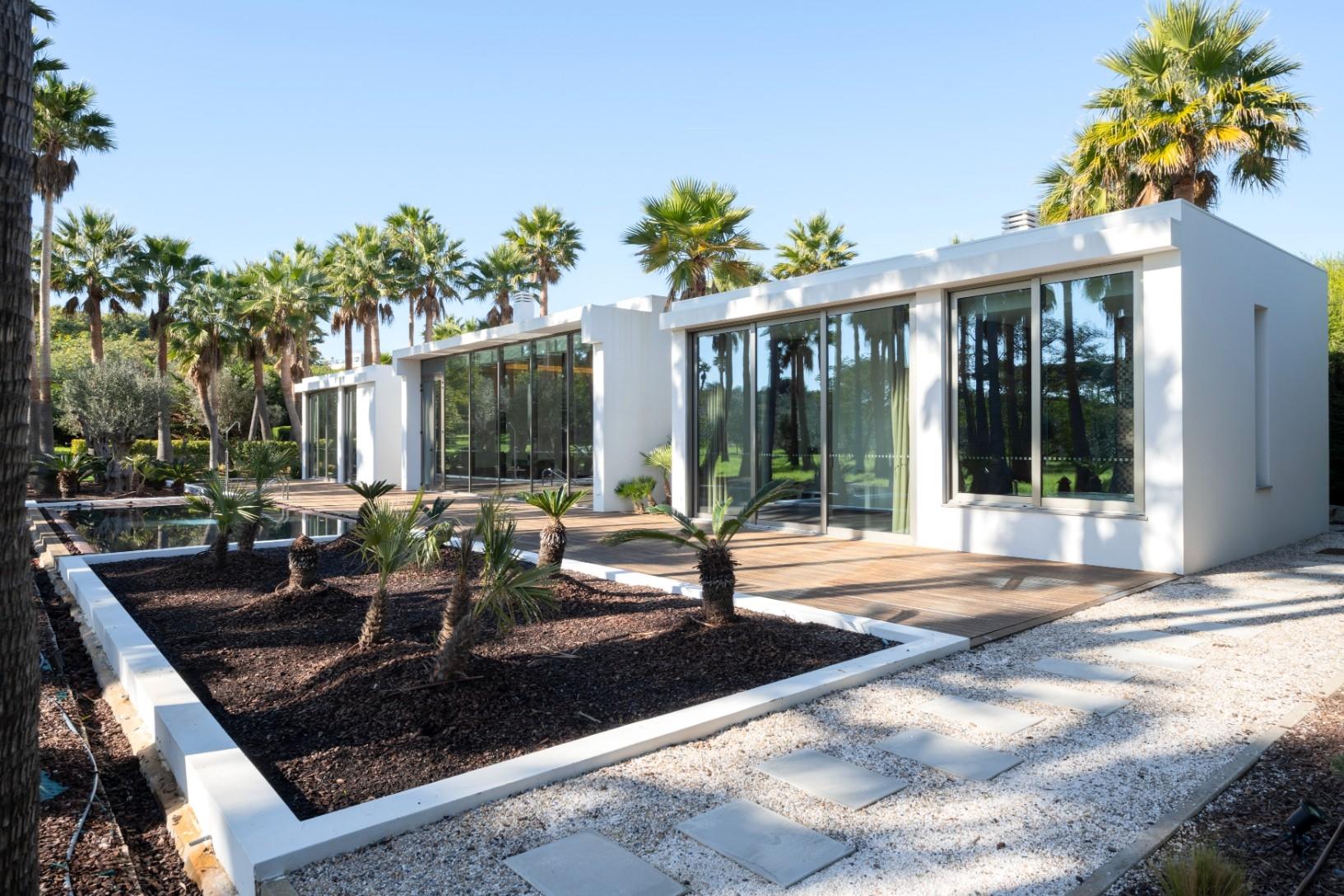 Propriedade de Luxo em Primeira linha da praia - S.Rafael - Arrifes