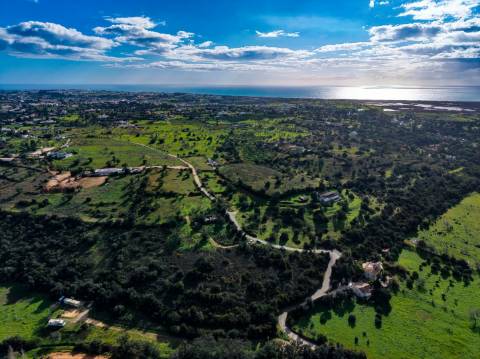 Terreno Misto com ruina, 21.760m² em Vale de Parra