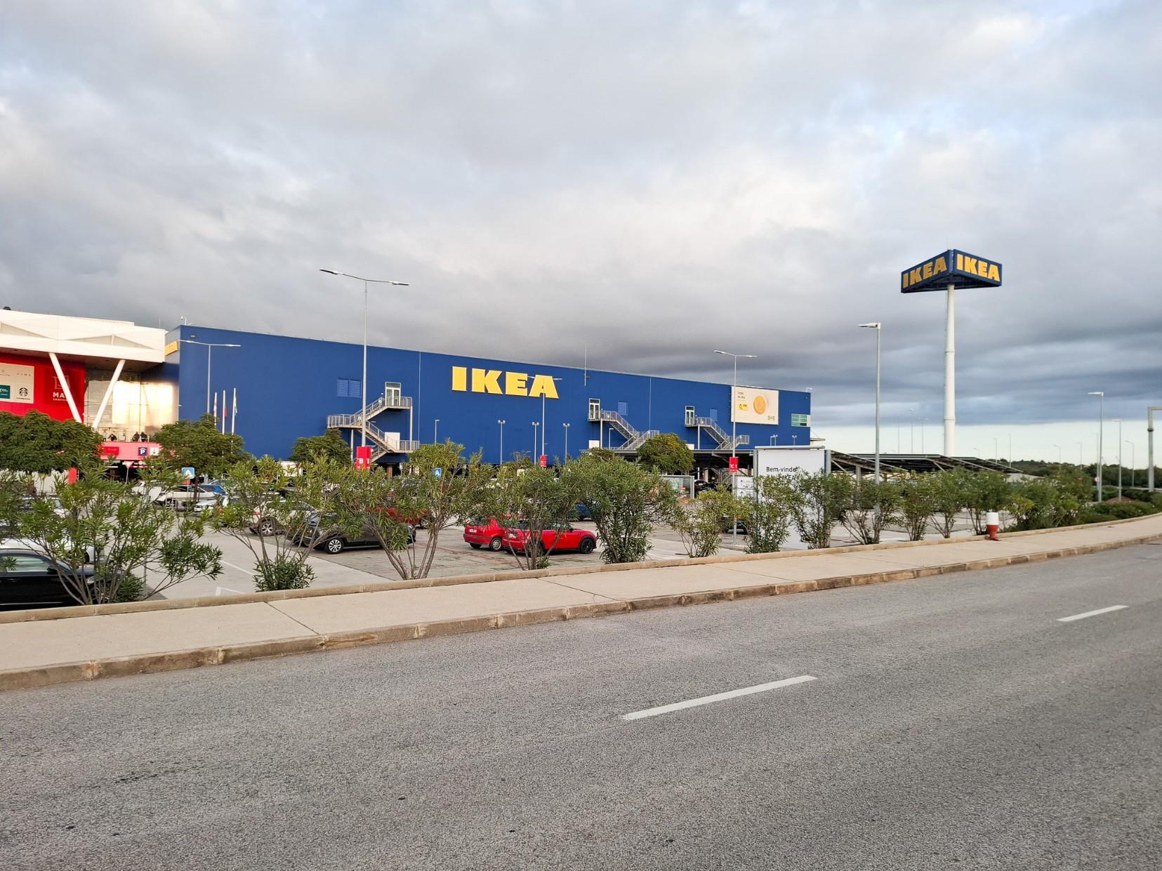 Terreno Misto com projeto aprovado para armazém - 1.100 m2