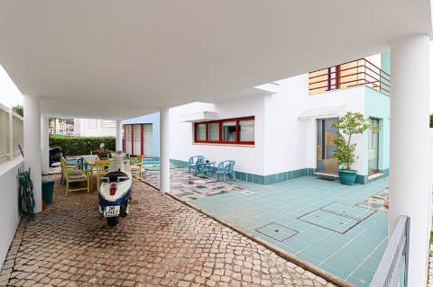 Villa T3 com piscina privada na Marina de Albufeira