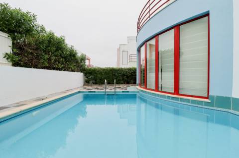 Villa T3 com piscina privada na Marina de Albufeira