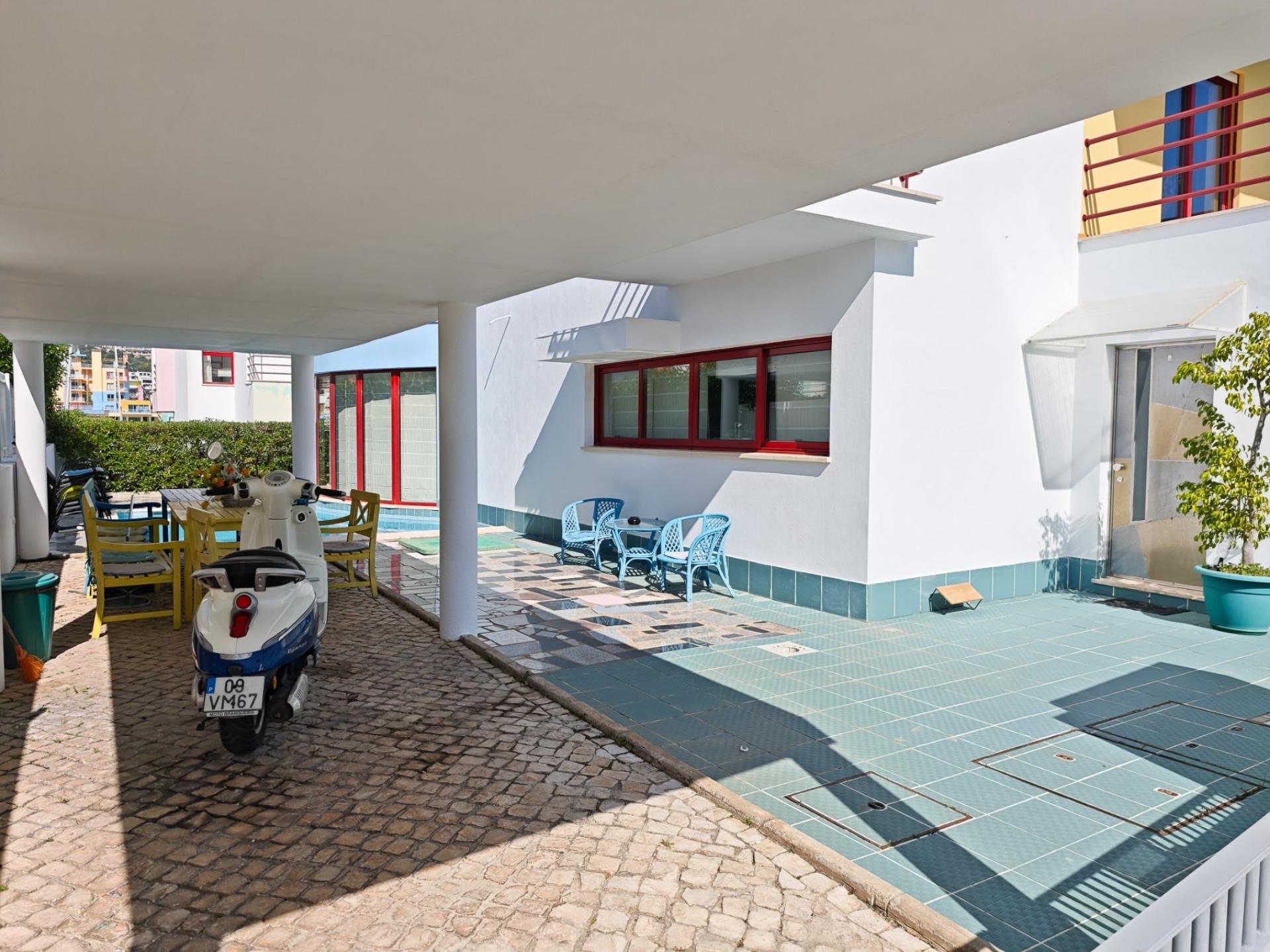 Villa T3 com piscina privada na Marina de Albufeira
