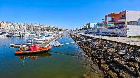 Villa T3 com piscina privada na Marina de Albufeira