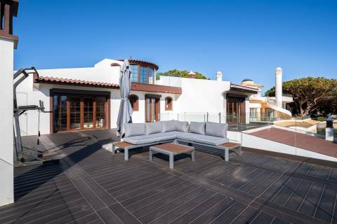 1ª Linha na Praia da Falésia – Villa de Luxo