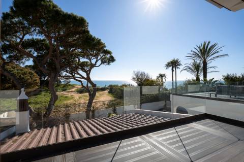 1ª Linha na Praia da Falésia – Villa de Luxo