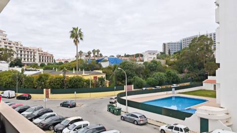 Apartamento remodelado em Albufeira perto de todos os serviços