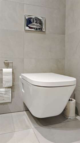 T2 em Vale Pedras com piscina e garagem dupla.