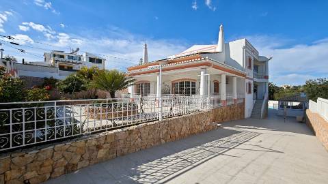 Fantástica moradia privada em localização premium em Albufeira
