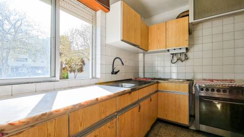 Apartamento T2 em zona central de Albufeira. Bom preço