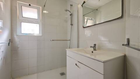 Apartamento T2 em zona central de Albufeira. Bom preço