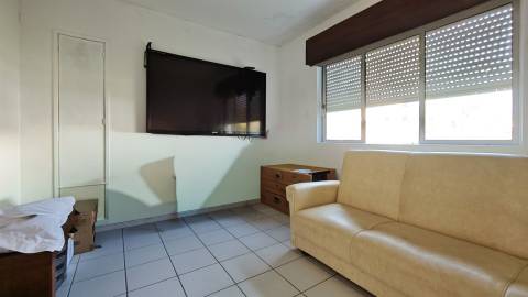 Apartamento T2 em zona central de Albufeira. Bom preço