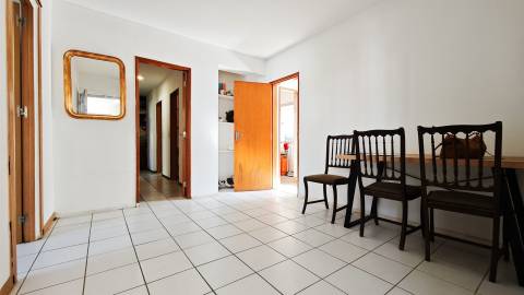 Apartamento T2 em zona central de Albufeira. Bom preço