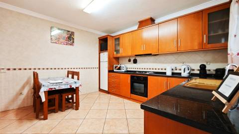 Moradia T3 em lote privado de 1.127 m2 na Guia