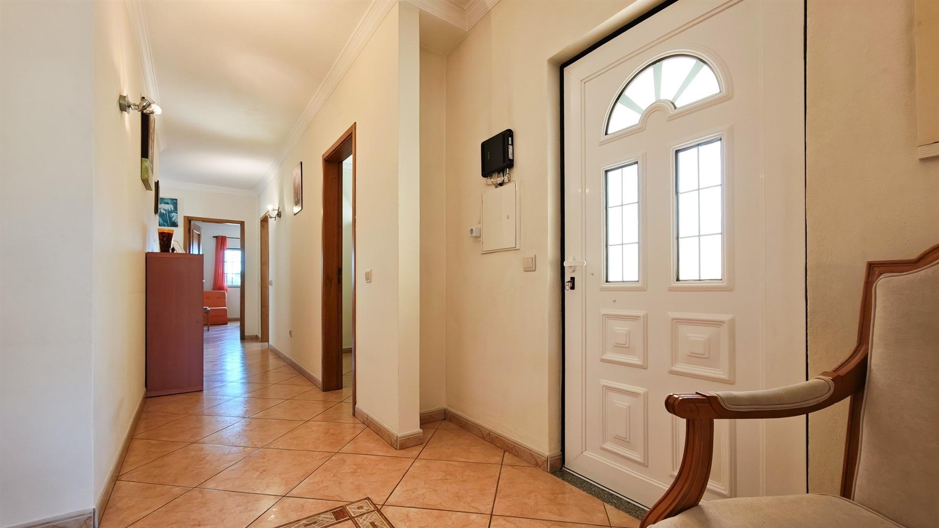 Moradia T3 em lote privado de 1.127 m2 na Guia