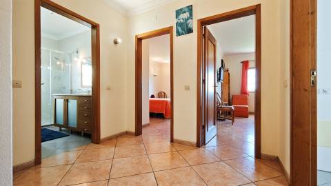 Moradia T3 em lote privado de 1.127 m2 na Guia