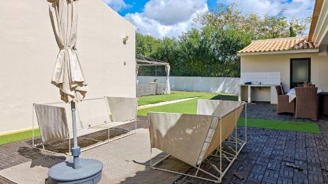 Vilamoura - Villa com 1.000 m2 de lote - Piscina