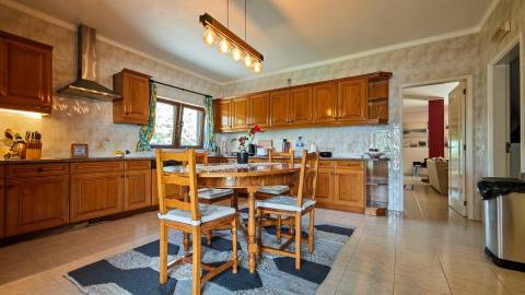 Vilamoura - Villa com 1.000 m2 de lote - Piscina