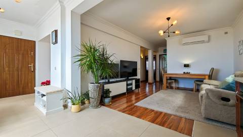 Apartamento T2 no centro de Albufeira, com vista mar