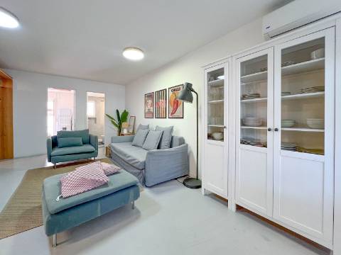 Vilamoura - T1+1 com garagem e jardim Privativo a 200m da Marina