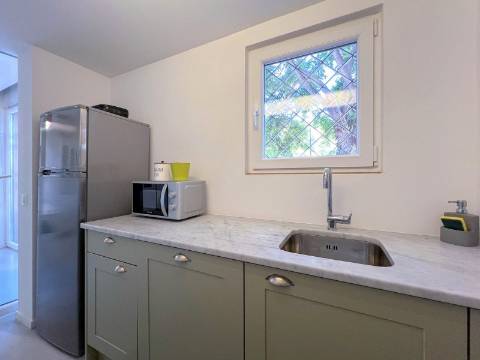 Vilamoura - T1+1 com garagem e jardim Privativo a 200m da Marina