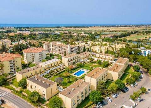 Vilamoura – T2 com terraço privativo perto da Marina de Vilamoura