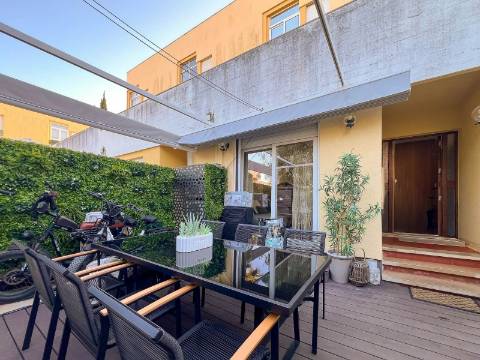 Vilamoura – T2 com terraço privativo perto da Marina de Vilamoura