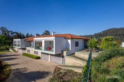 2 Moradias de Luxo com vistas panorâmicas incríveis | Arcos de Valdevez