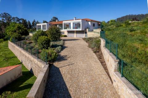 2 Moradias de Luxo com vistas panorâmicas incríveis | Arcos de Valdevez