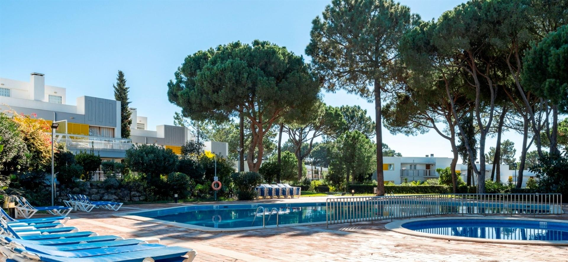 Apartamento T1 com Terraço Rooftop e Vista Mar em Vilamoura