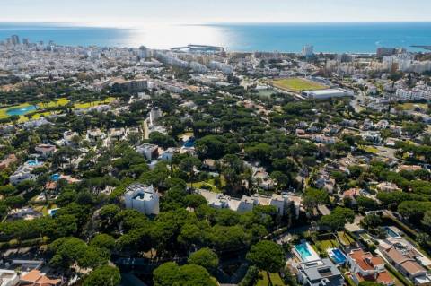 Apartamento T1 com Terraço Rooftop e Vista Mar em Vilamoura
