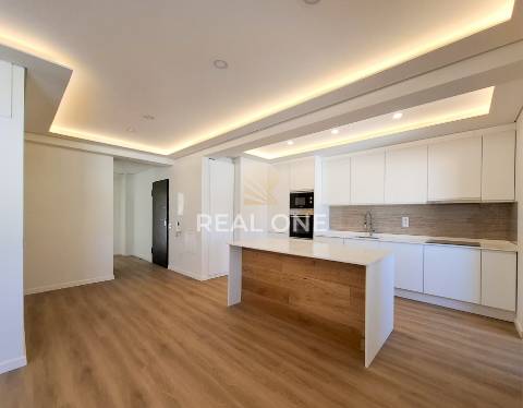 T3 Totalmente Remodelado | Vista Mar | Zona Premium de Loulé