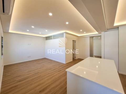 T3 Totalmente Remodelado | Vista Mar | Zona Premium de Loulé