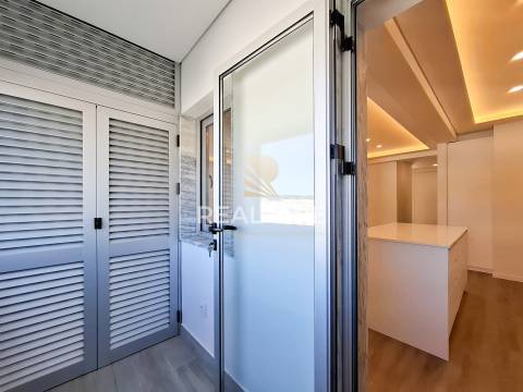 T3 Totalmente Remodelado | Vista Mar | Zona Premium de Loulé