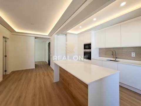 T3 Totalmente Remodelado | Vista Mar | Zona Premium de Loulé