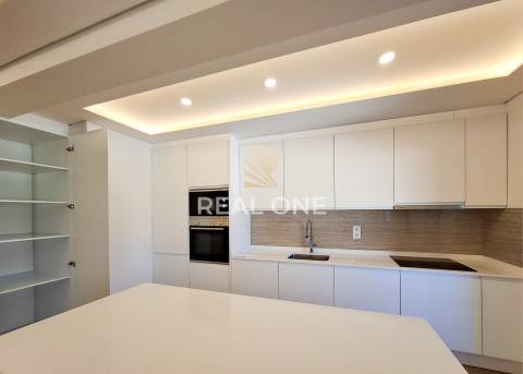 T3 Totalmente Remodelado | Vista Mar | Zona Premium de Loulé