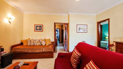 Apartamento T2 com varandas | Piscinas | Garagem