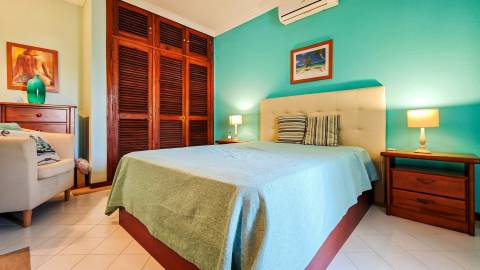 Apartamento T2 com varandas | Piscinas | Garagem