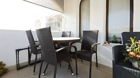 Apartamento T2 com varandas | Piscinas | Garagem